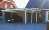 Doppel-Carports De Luxe, hinten mit einem dazugehörigen Schuppen – in Bielefeld